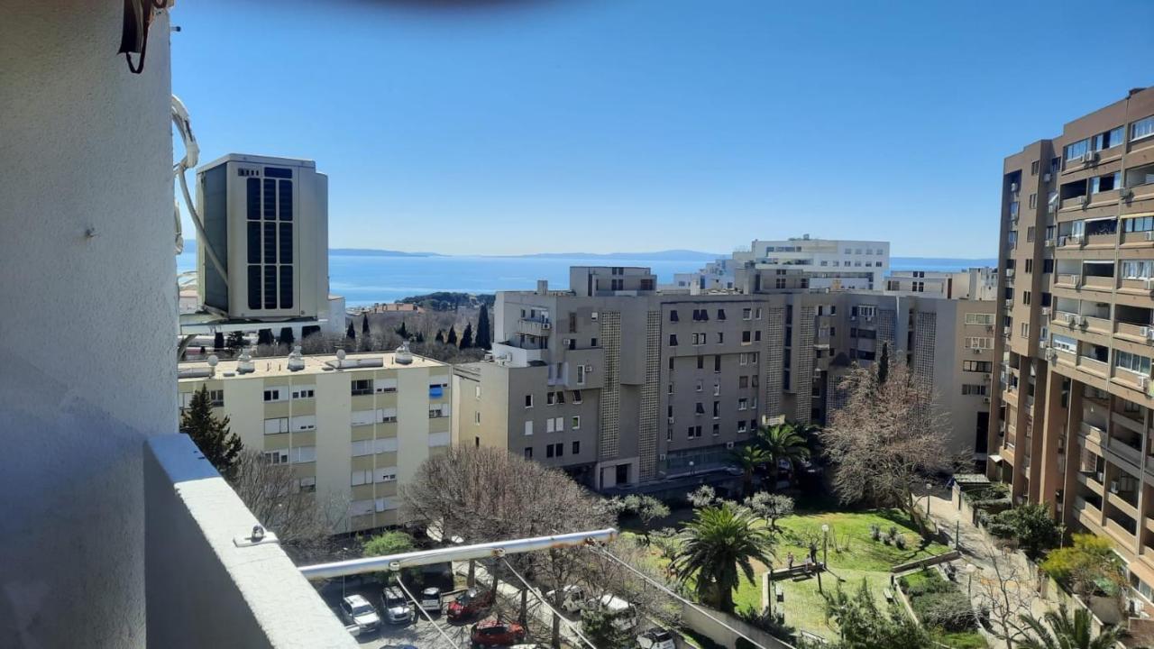 Virna Apartment Split Exterior photo